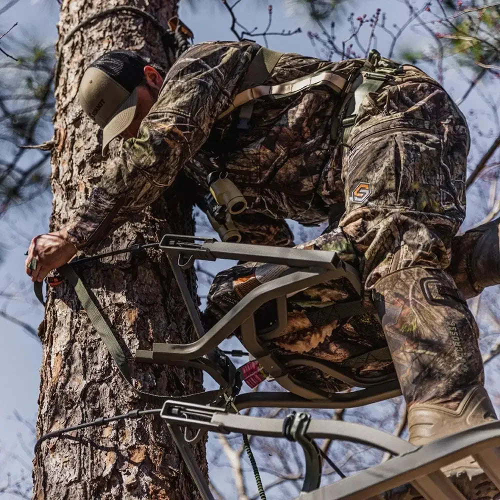 Climbing Treestand for Outdoors